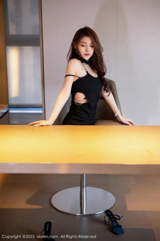 高清寫真圖 汐汐baby 黑絲美臀
