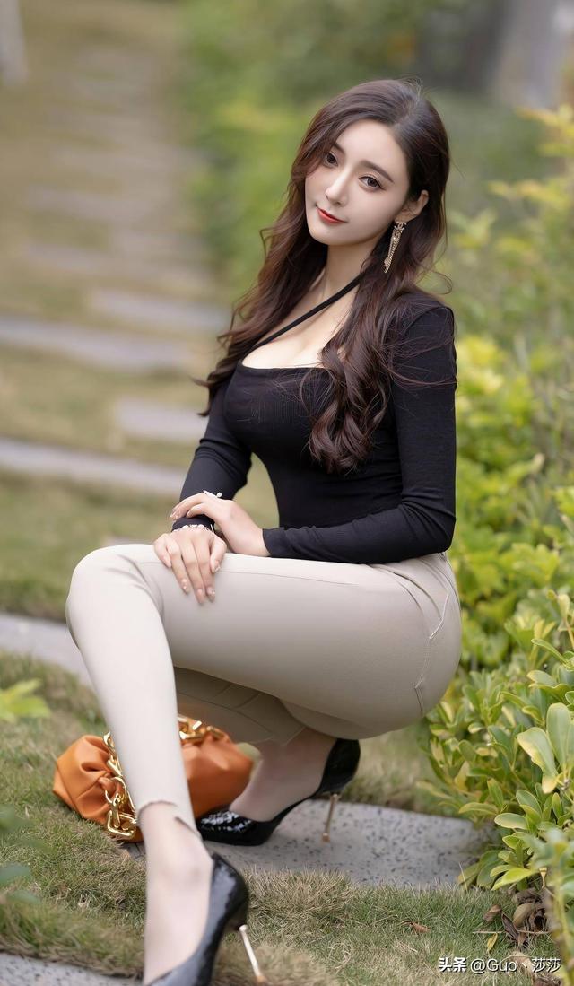 “廣外最美?；ā蓖踯艾帲和昝谰虑寮?nèi)菝玻敿?jí)性感火爆身材