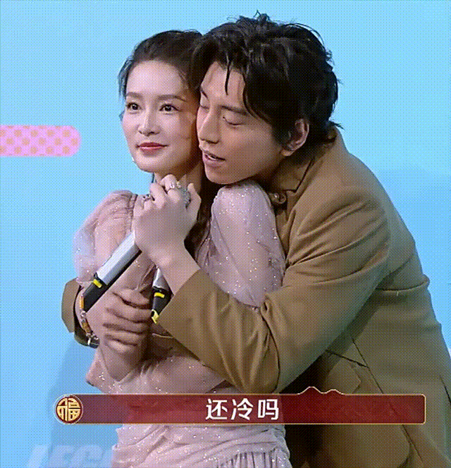 “襲胸、摸腿”，借拍戲之名揩油，內(nèi)娛的“假戲真做”有多可怕？