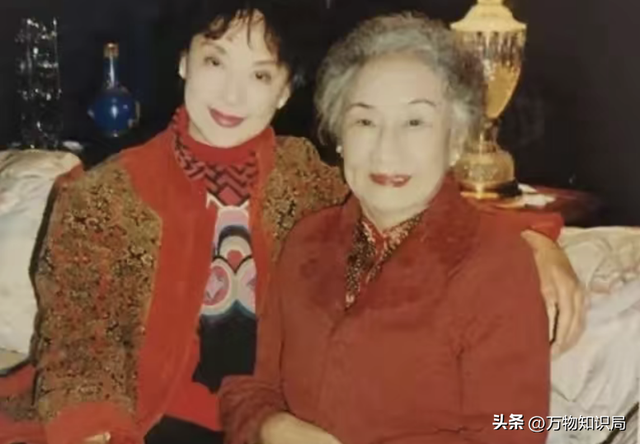 電影皇后胡蝶罕見私房照：膚白貌美身材豐腴，美艷不可方物！
