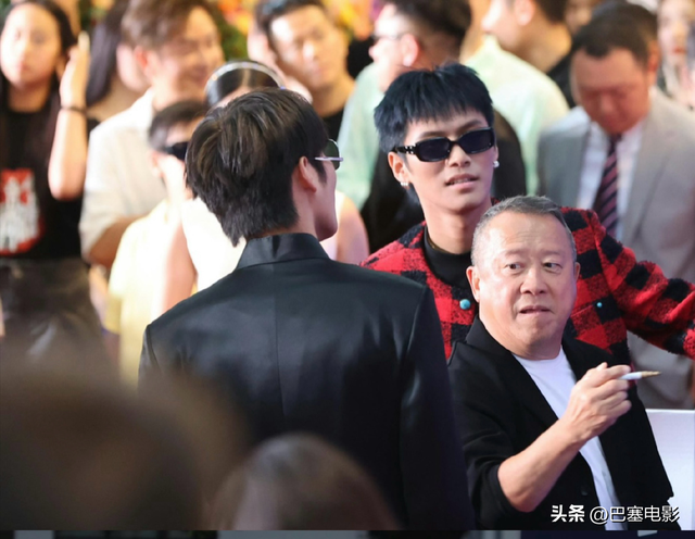 香港這一夜，馬明吳卓羲帥氣有型，蔡思貝清純，陣容堪比TVB臺慶
