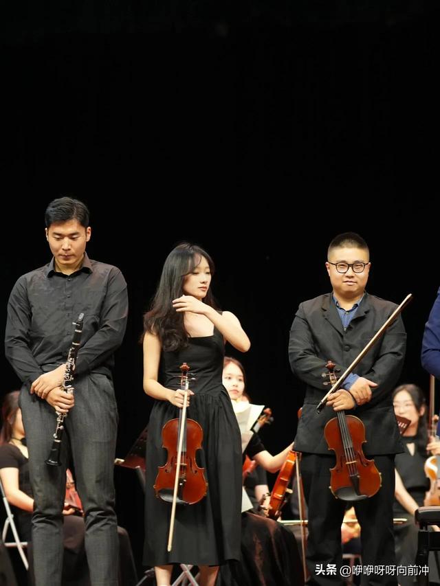 東南大學(xué)的絕色校花：工科才女、音樂達人、麻將高手