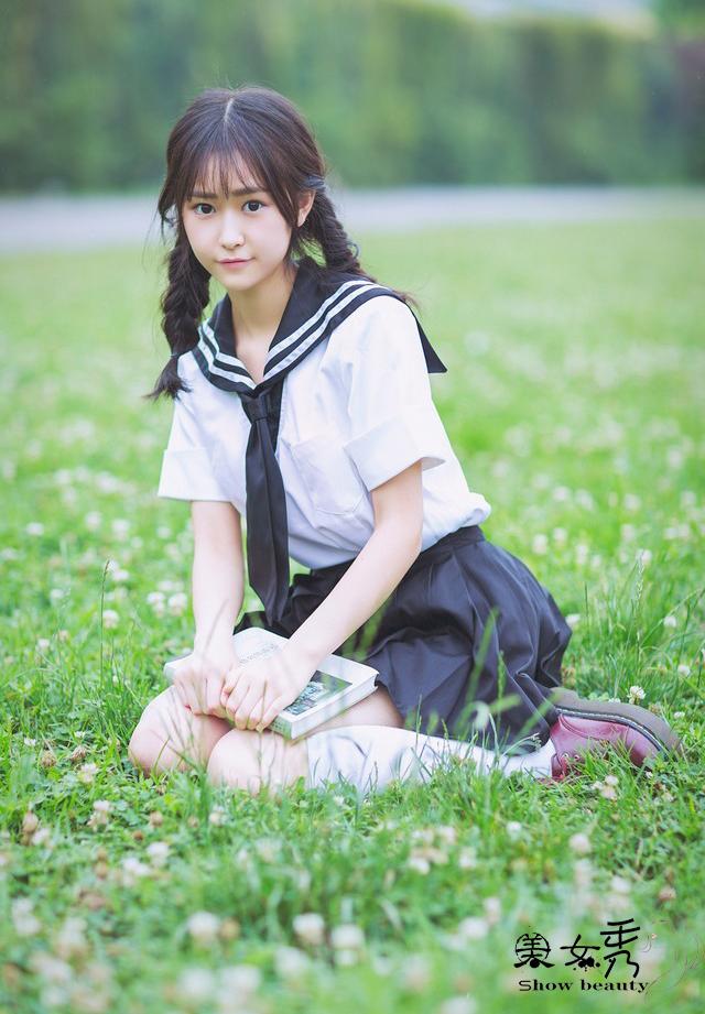 美女秀：校園女神！青澀性感更誘人！