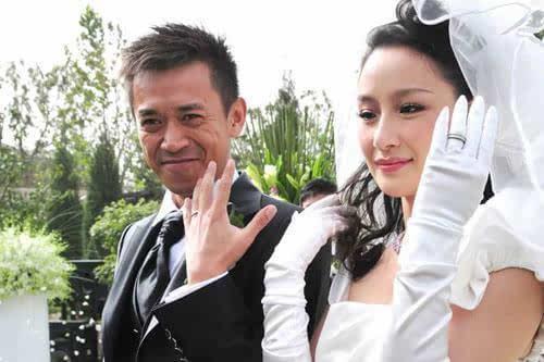深扒新疆三寶情史，從影后到天后，從港圈到京圈，精彩曲折無止境