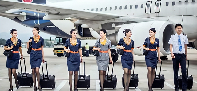 乘坐飛機時還有“隱藏服務”？只要肯開口，空姐一般都能為你提供