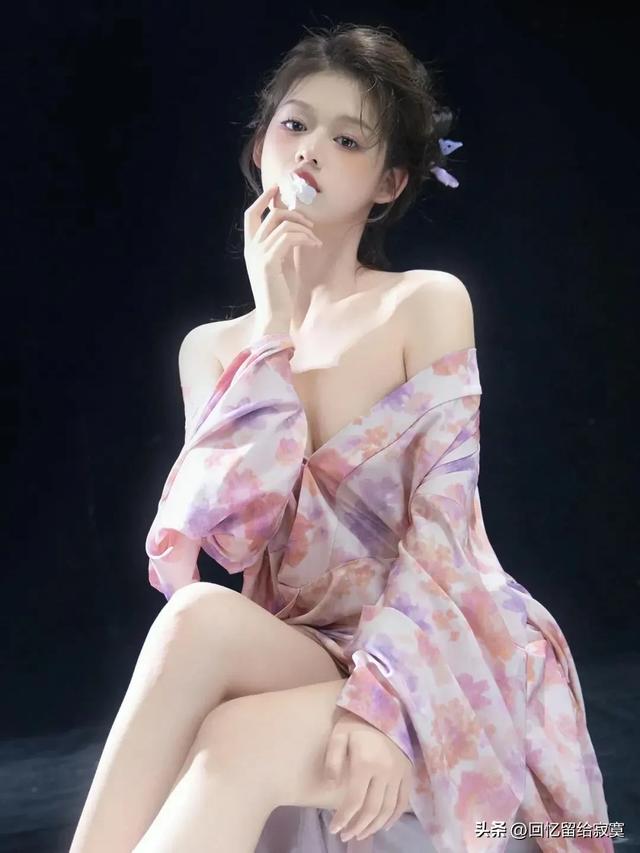 美女性感高清寫真12期