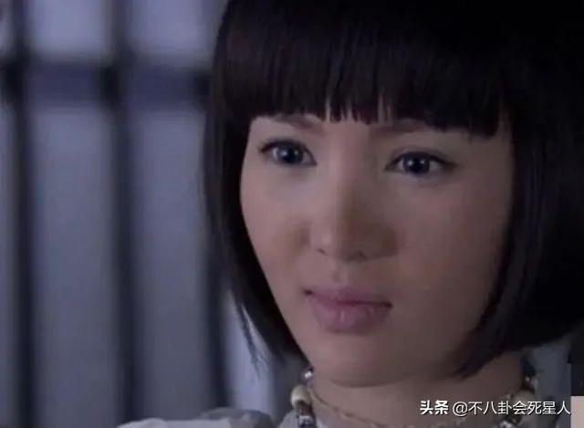 5位長(zhǎng)相土氣的女星，大刀闊斧下狠手，一步步將自己變成大美女