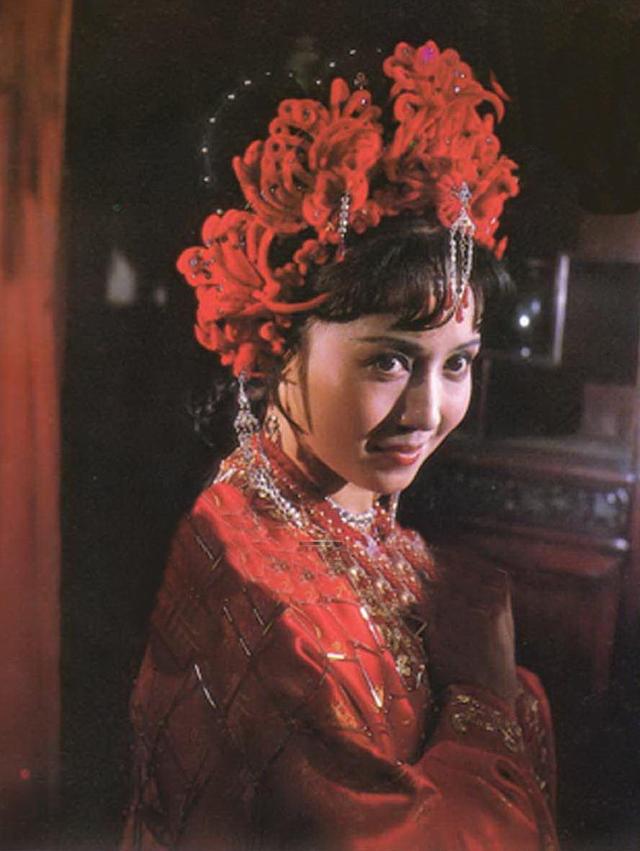 86版《西游記》中的十大美人，玉兔精排名第七，嫦娥只能排第二