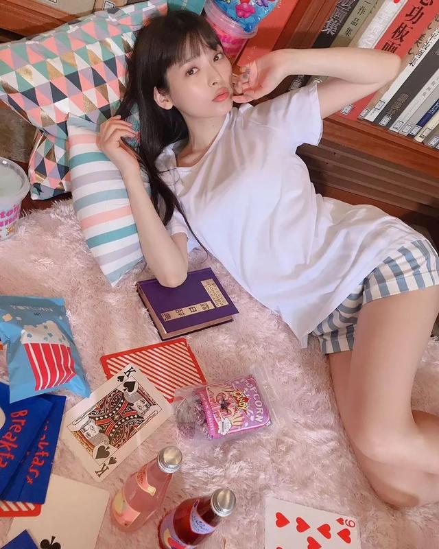 奶系美女上坂堇！擁有火辣身材的特利迦