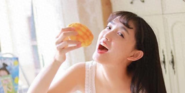 極品尤物美女妲己浴室大秀性感迷人寫真