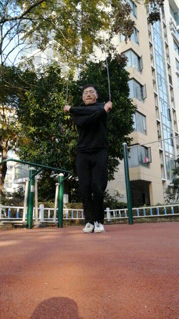 真實勵志故事：170斤的大基數(shù)女胖子變身女神，她是怎么做到的