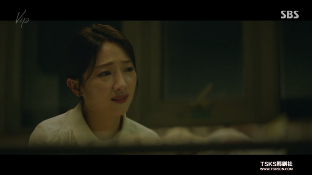 張娜拉主演《VIP》：辦公室抓“小三”狗血?jiǎng)?？追了才知韓國(guó)女性處境的艱難