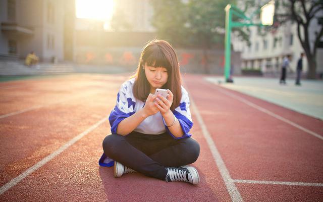 圖集：分享一組校園清純美女高清壁紙，歡迎收藏