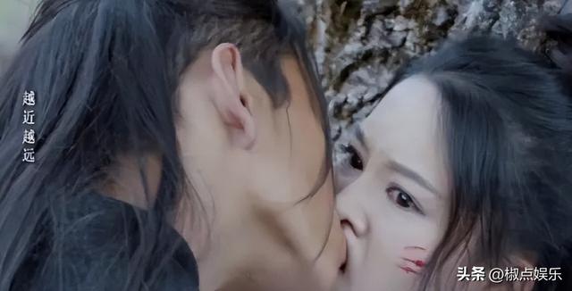 “襲胸、摸腿”，借拍戲之名揩油，內(nèi)娛的“假戲真做”有多可怕？