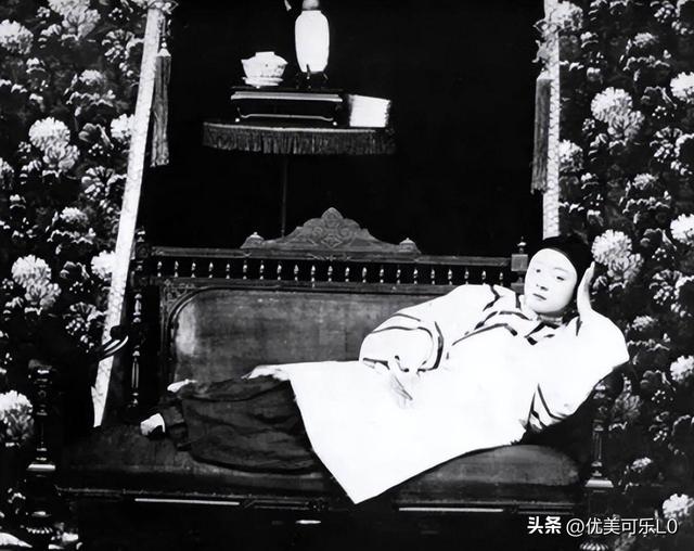 31張罕見圖片，越南世界小姐上最受歡迎的美女，烏克蘭女兵