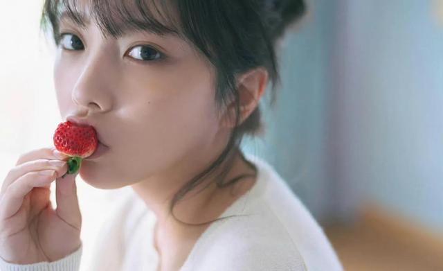 島國清純美女,可鹽可甜,可純可欲