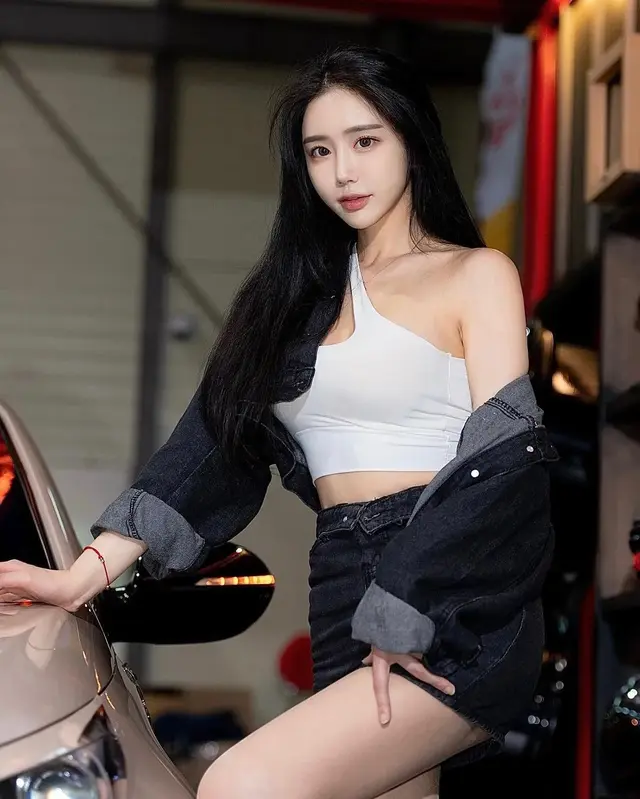 韓國第一車模！甜美的外形，性感的身材，根本頂不?。? onerror=