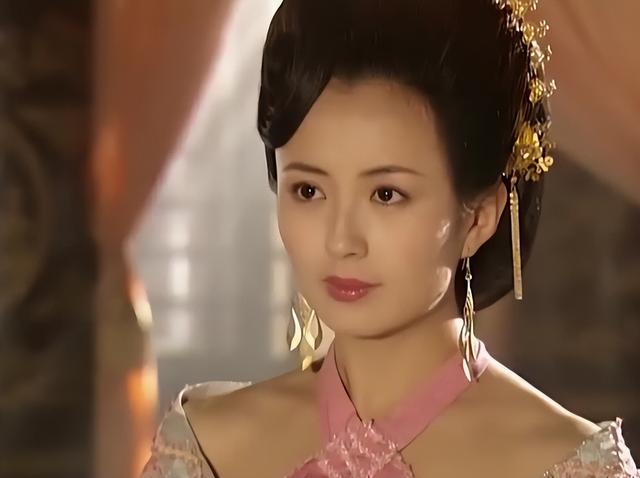 “未婚”產(chǎn)子的6位女星，生父成謎、不懼流言，最大55歲最小35歲