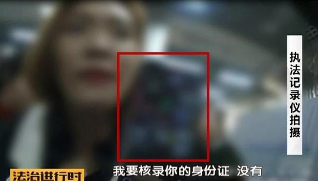 厲害了！女大學(xué)生對警察踢襠扇耳光，還想“微笑面對生活”？結(jié)果……