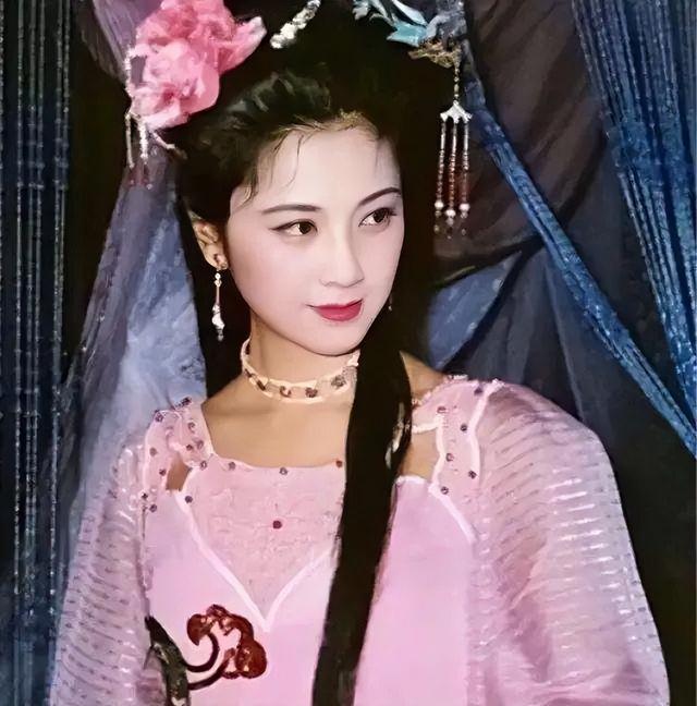 86版《西游記》中的十大美人，玉兔精排名第七，嫦娥只能排第二