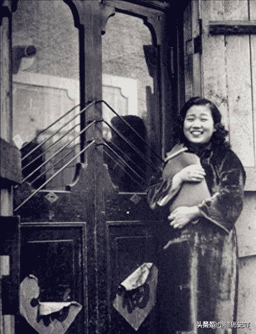 【晚清風(fēng)情錄】老照片中的花樓女子豐乳肥臀，30張盡顯絕代風(fēng)姿