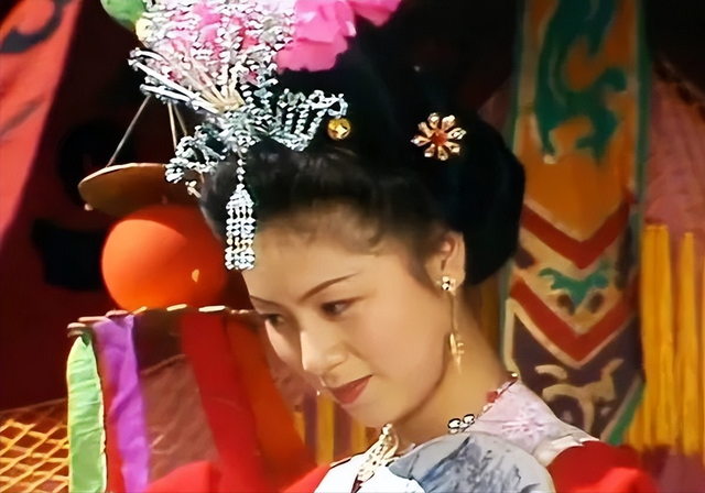 86版《西游記》中的十大美人，玉兔精排名第七，嫦娥只能排第二