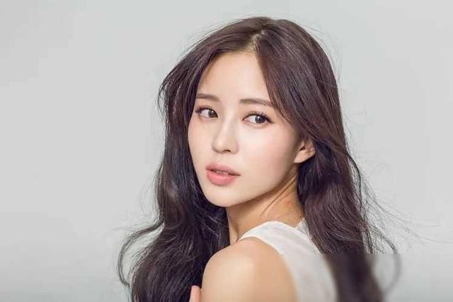 廣東盛產(chǎn)美女！來自廣東的20位女星，個個如花似玉，性感迷人