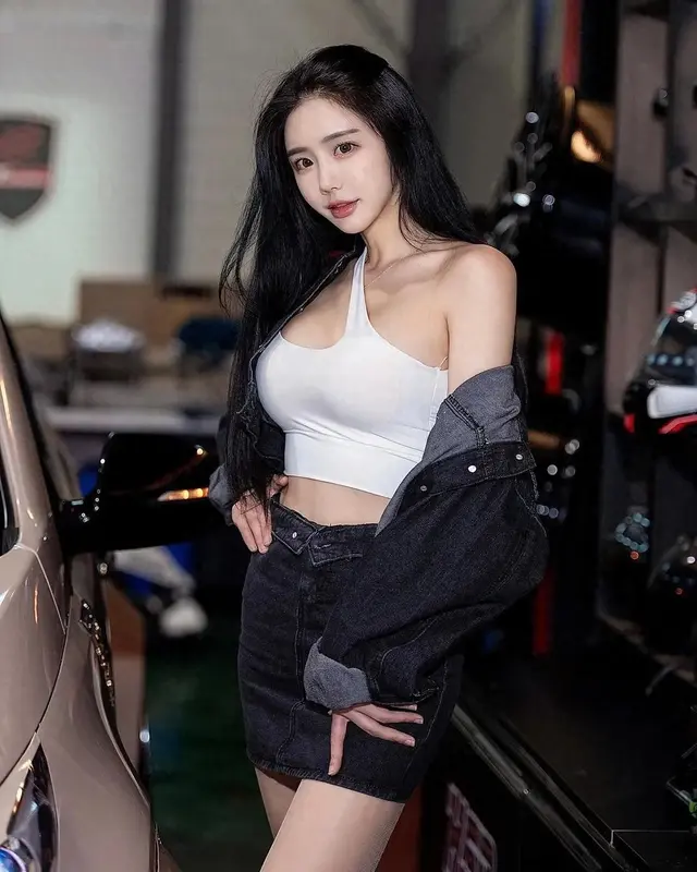韓國第一車模！甜美的外形，性感的身材，根本頂不住！