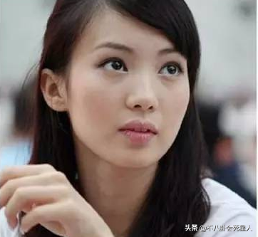 5位長(zhǎng)相土氣的女星，大刀闊斧下狠手，一步步將自己變成大美女