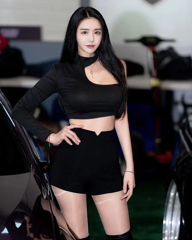 韓國第一車模！甜美的外形，性感的身材，根本頂不住！