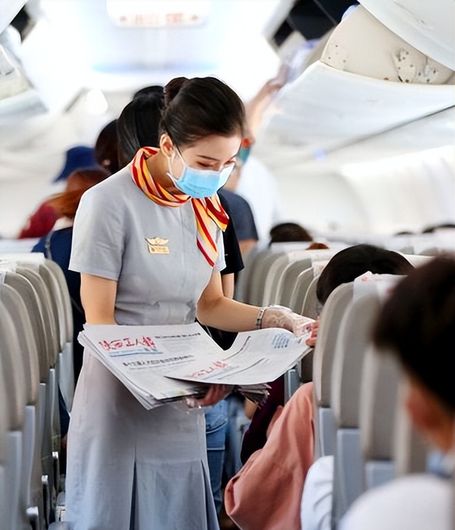乘坐飛機時還有“隱藏服務”？只要肯開口，空姐一般都能為你提供