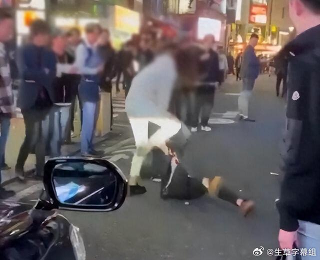 日本妹子當(dāng)街怒砍牛郎，由愛生恨的背后隱藏著怎樣的狗血劇情？