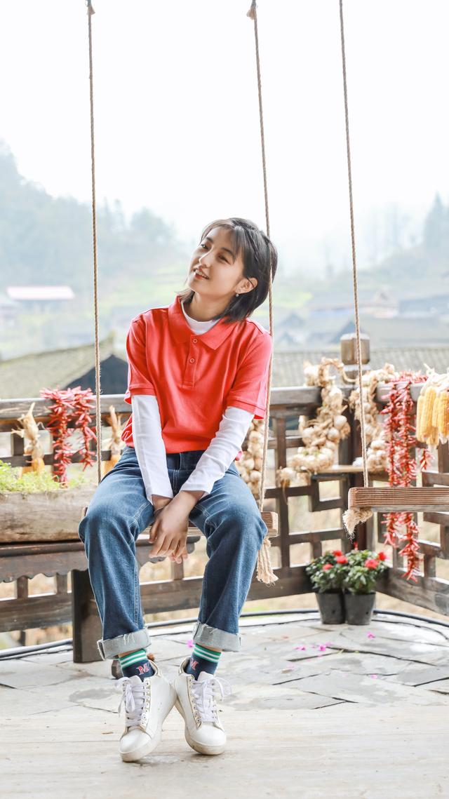 誰說張子楓不時(shí)髦？看她甜美笑容下的百變?cè)煨? onerror=