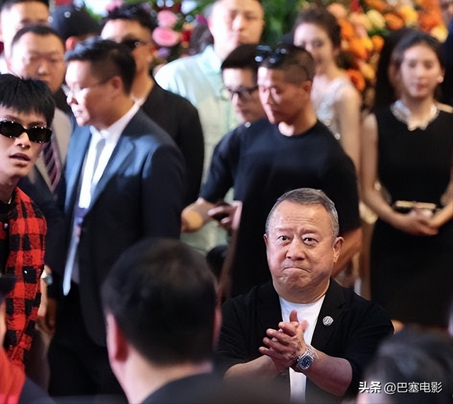 香港這一夜，馬明吳卓羲帥氣有型，蔡思貝清純，陣容堪比TVB臺慶