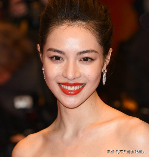 5位長(zhǎng)相土氣的女星，大刀闊斧下狠手，一步步將自己變成大美女