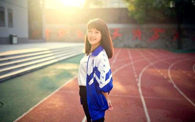 圖集：分享一組校園清純美女高清壁紙，歡迎收藏
