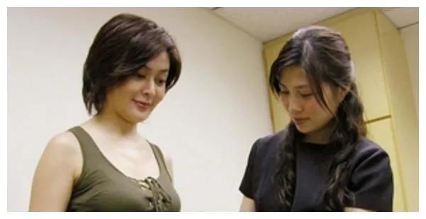 實地探訪！成都私人影院美女陪看可親嘴摸胸可過夜，都是00后！