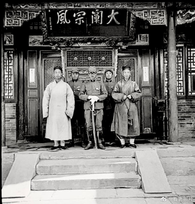 日軍獸行照片：當(dāng)著父親的面玷污他女兒，臨走還殘忍割下妻子乳房