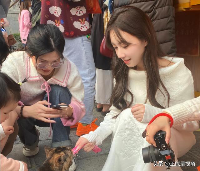 校園尤物！蘇州科技大學?；w白貌美，這才是黃金身材的真女神