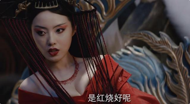 五大三粗、身材魁梧，看完新《畫(huà)皮》阿嬌的身材，我感受到了欺騙