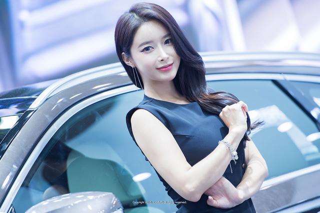 韓國車展美女車模高清圖片 清純亮麗可愛