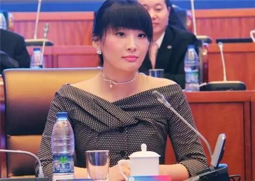 女神節(jié)致敬新時代的“半邊天”十大巾幗企業(yè)慈善家譜寫“她力量”魅力|女神節(jié)她系列