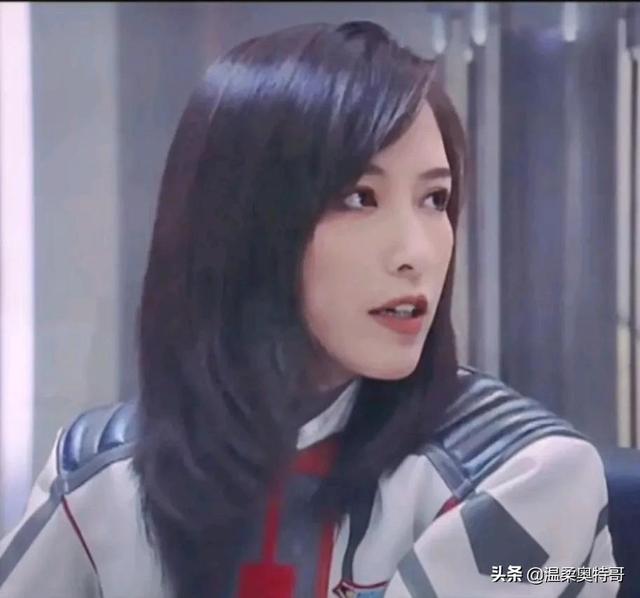 奧特曼中原來有這么多女神，不會(huì)只有我童年光顧著看奧特曼了吧