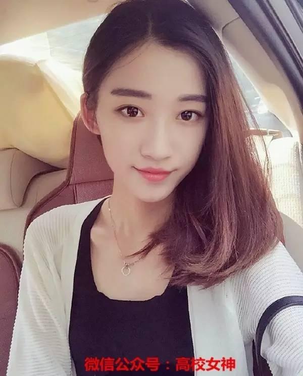 星海學(xué)院女神何燁彌，集顏值與氣質(zhì)于一身，簡直完美！