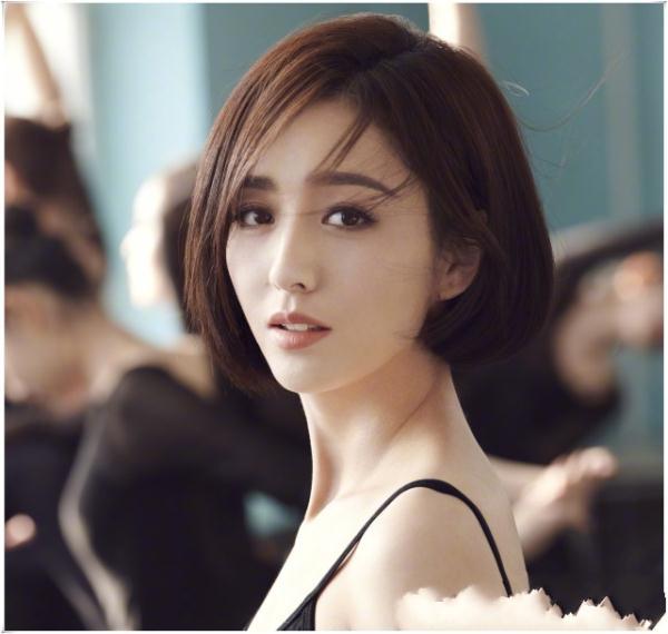 熱巴的鼻子，娜扎的嘴，佟麗婭的眼睛，“合成”之后卻撞臉?biāo)? onerror=