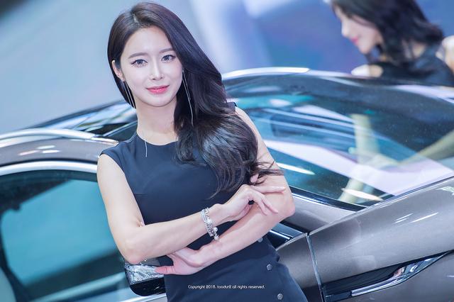 韓國車展美女車模高清圖片 清純亮麗可愛