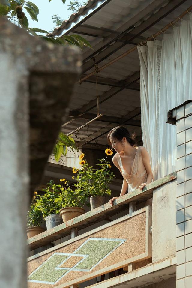 無(wú)所事事的日子:清純美女的寫(xiě)真