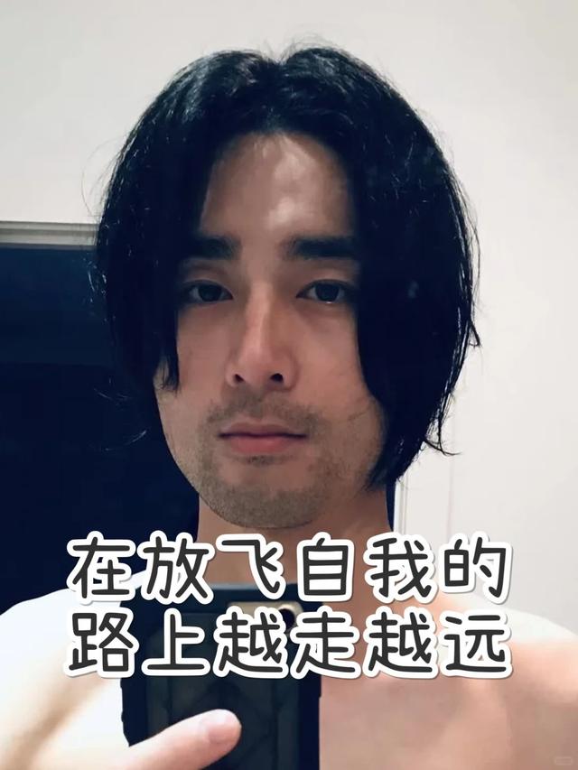 湖北小伙娶澳洲美女，婚后生倆娃，媳婦年入40萬，小伙成全職奶爸