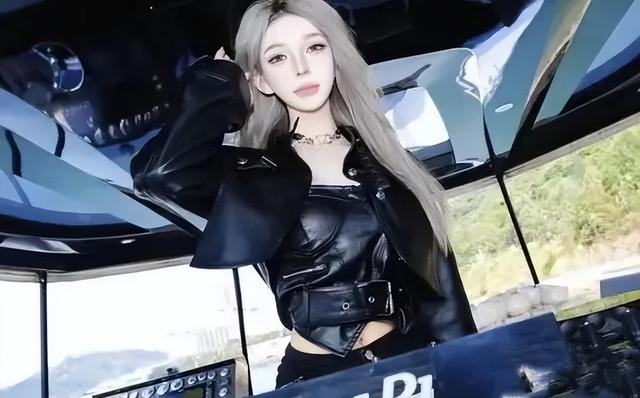 19歲機(jī)車女網(wǎng)紅去世，目擊者曝光細(xì)節(jié)，現(xiàn)場(chǎng)慘烈，喜歡穿絲襪飆車