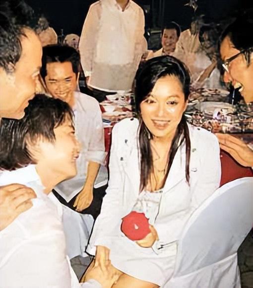 終究是物是人非！前港姐李珊珊患病多年，如今身材臃腫仍單身